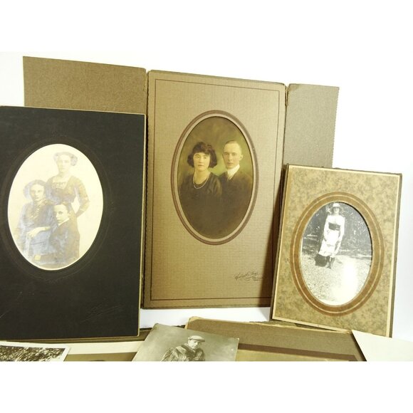 Antique Photos Lot Portraits Photographs Wedding Baby Horse Grandma Sibling 28pc - Picture 4 of 16